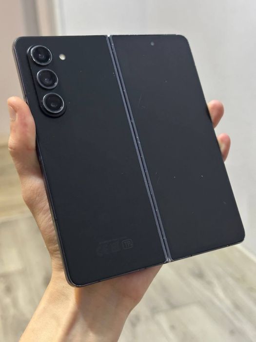 Galaxy Z Fold 5