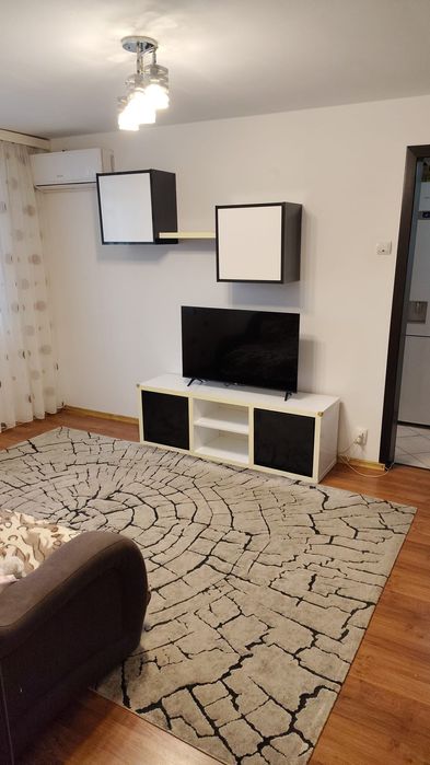 Închiriez apartament 2 camere