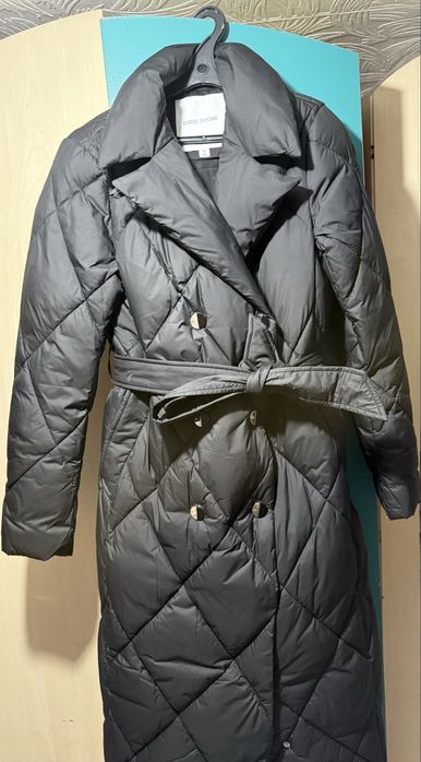 Продам пуховик новый!