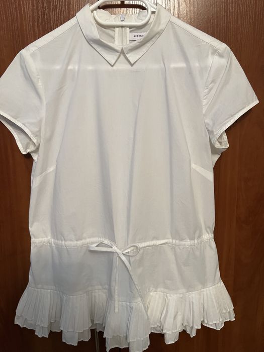 Бяла риза Reserved.