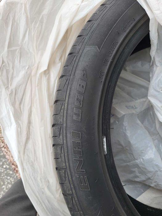 Продавам летни гуми 235 45 19