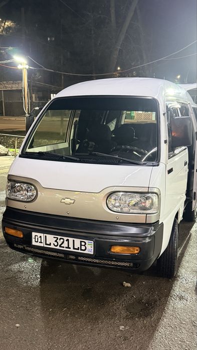 Damas moshinasi sotiladi