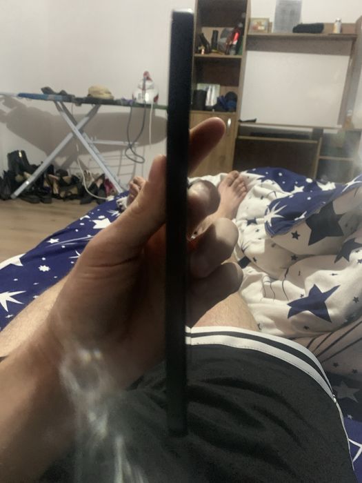 Vand redmi  stare buna narw nicio problema bateria full capacitate gb