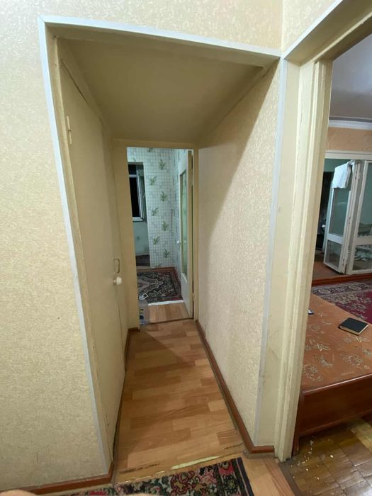 Kvartera 1 xonali yigitlar uchun 1 kishi olinadi