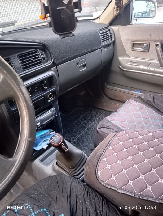 Продам Мазду 626 универсал