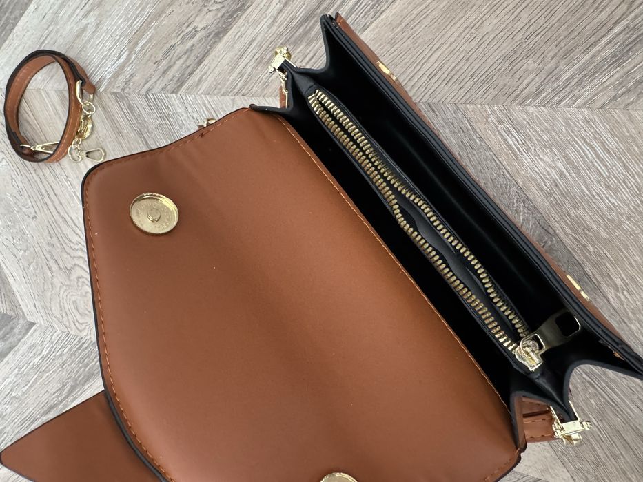 Сумка массмаркет Michael Kors