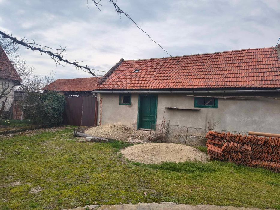 Casă de vânzare Cutina