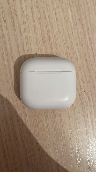 Airpods 4 ANC с шумоподавлением
