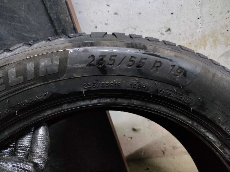 2бр.всесезонни гуми MICHELIN 235 55 19 DOT25 цена за брой