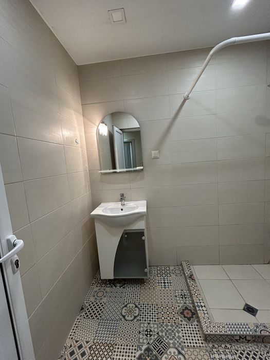 НОВ двустаен апартамент под НАЕМ , Варна, ул . Дубровник 48