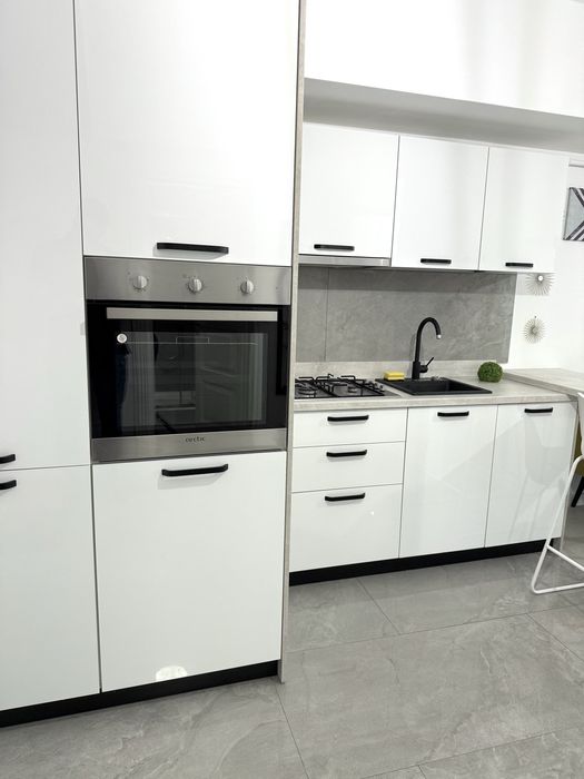 Cazare Iasi! Apartament in bloc nou - Cititi Descrierea