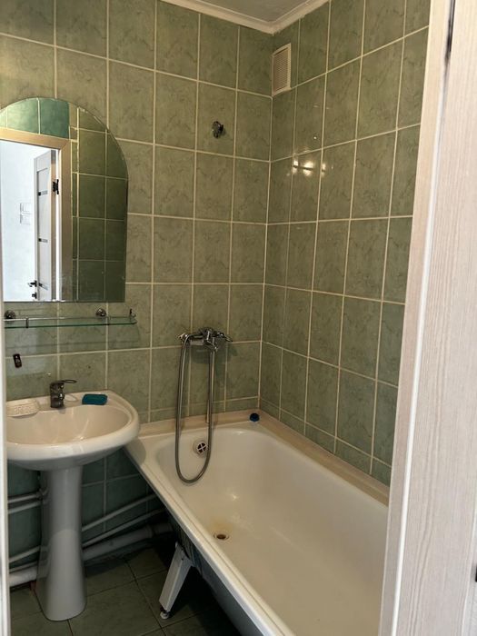 Продам 2 комн квартиру