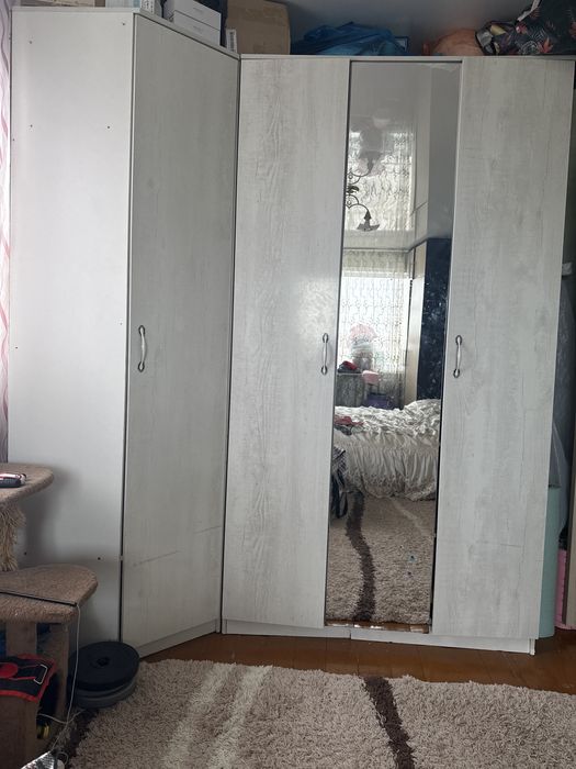 Срочно продам шкаф