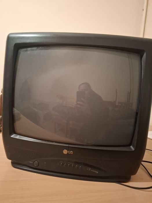 Продам срочно телевизоры