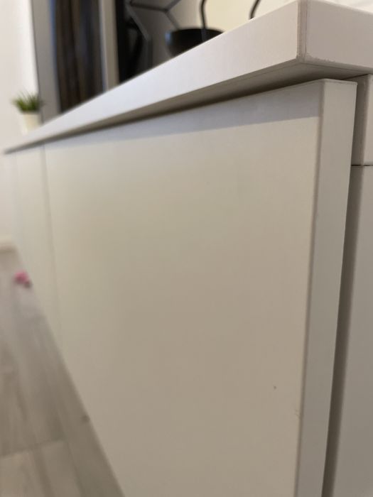 Dulap suspendat, impecabil- 550lei