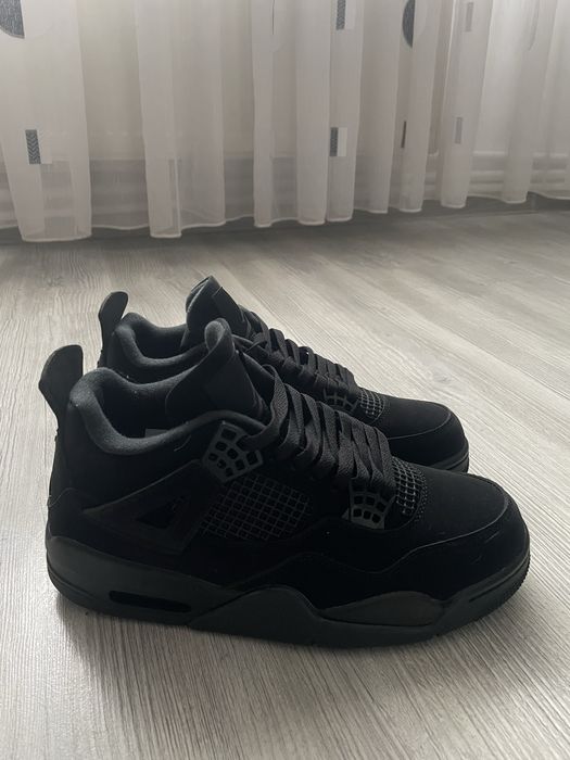 Jordan 4 Black Cat