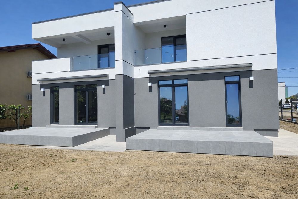 proprietar vand  duplex 4 dormitoare,3 bai,finisaje la alegere