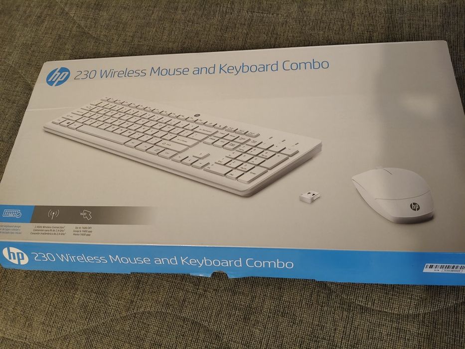 Беспроводные клавиатура и мышь, комплект