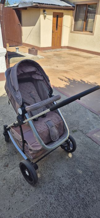 Vand carucior copii si dau gratis premergator