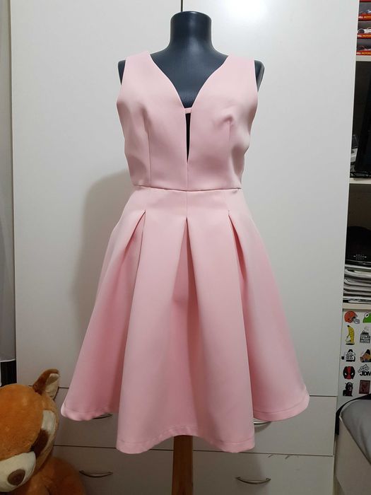 Дамска рокля размер S-М