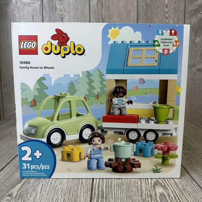 SIGILAT! LEGO DUPLO  Casa de familie pe roti 10986