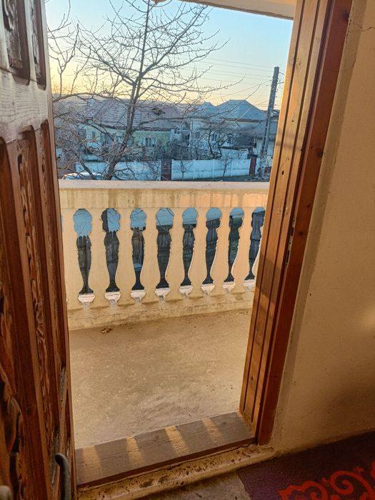 Urgent casa de vânzare cu teren generos