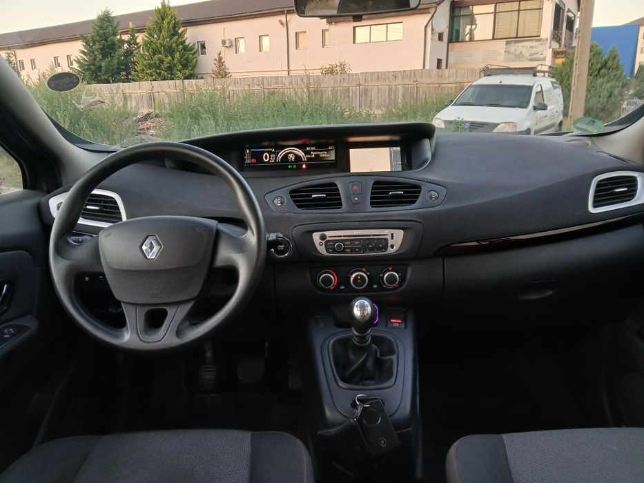 Renault Grand  Scenic 1.5 110 cai 7 locuri Facelift
