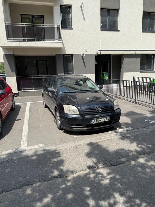 Toyota Avensis 2 Sedan 2.0 Diesel Totul Functional  Senzori Parcare Oglinzi Electrice Anvelope Ca Noi All Season Ambreiaj Nou Sistem Muzica Premium
