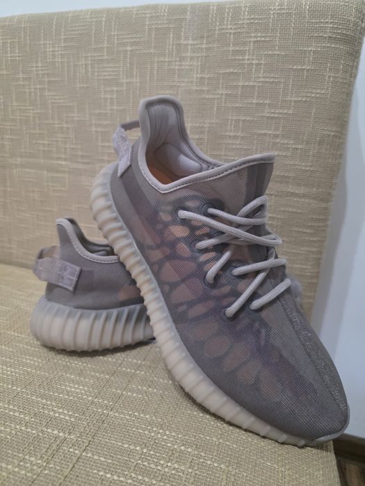 Adidasi Yeezy barbati