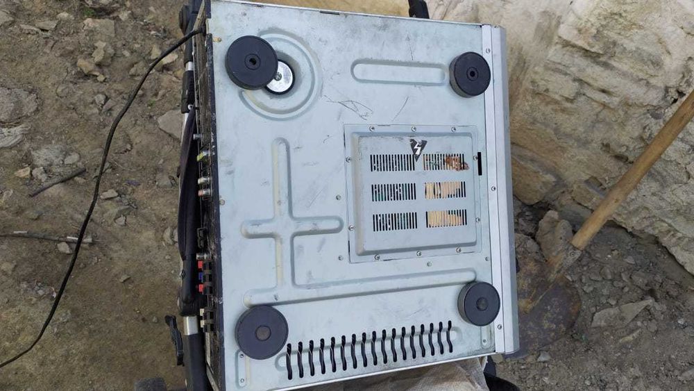 Продам FHlLIPS усилитель