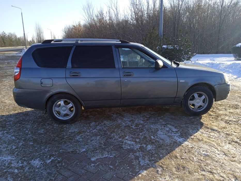 Продам Приору 1 универасал