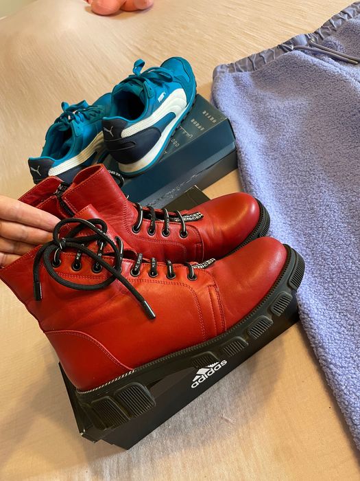 Женская спортивеая одежда и обувь