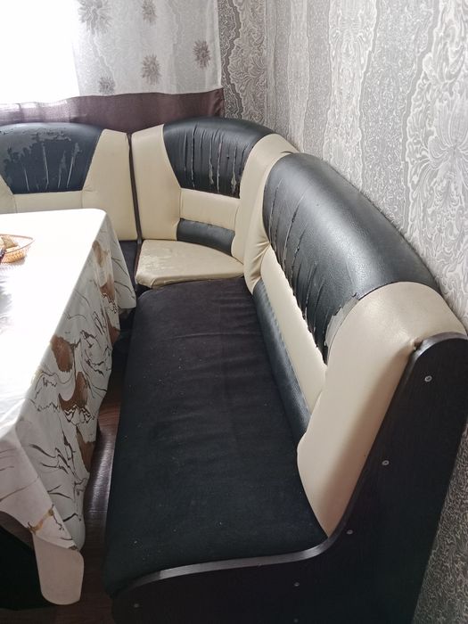 Продам кухонную зону за 15000т