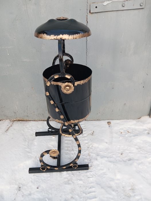 Урны уличные новые !!!