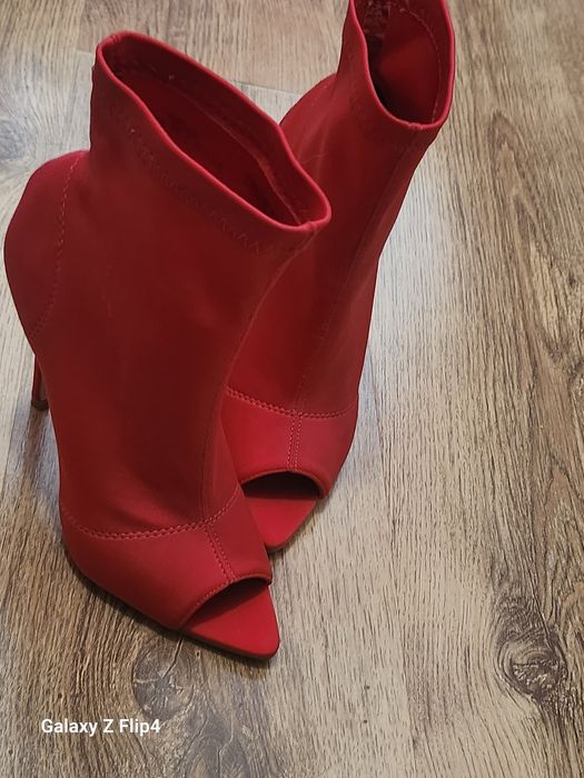 Чисто нови летни боти,36 номер.