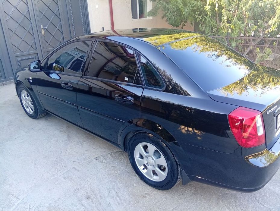 Gentra 2023 Black metallic