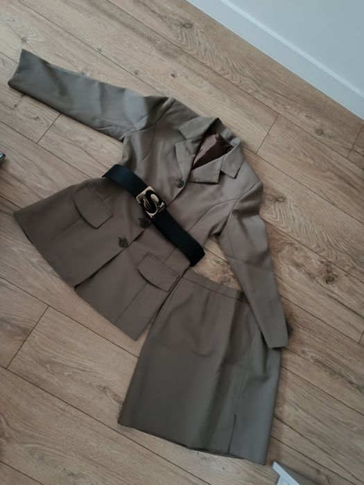 Костюм размер S.