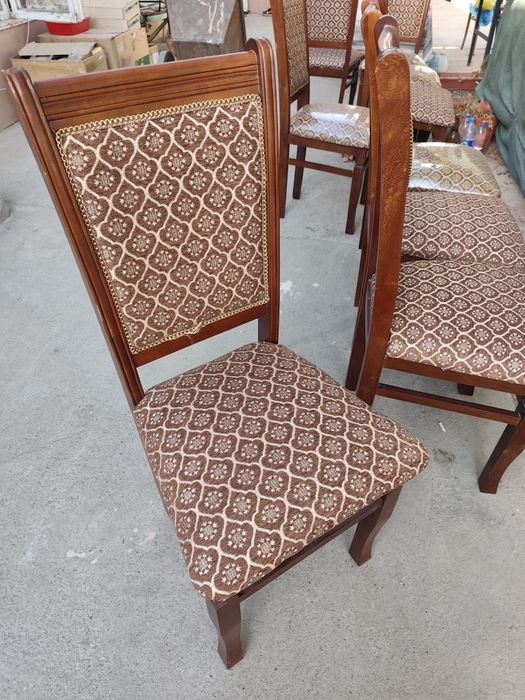 Stol stul sotiladi b/u narxi 900 000