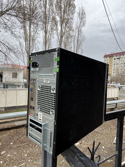 Продам компьютер без жесткого диска