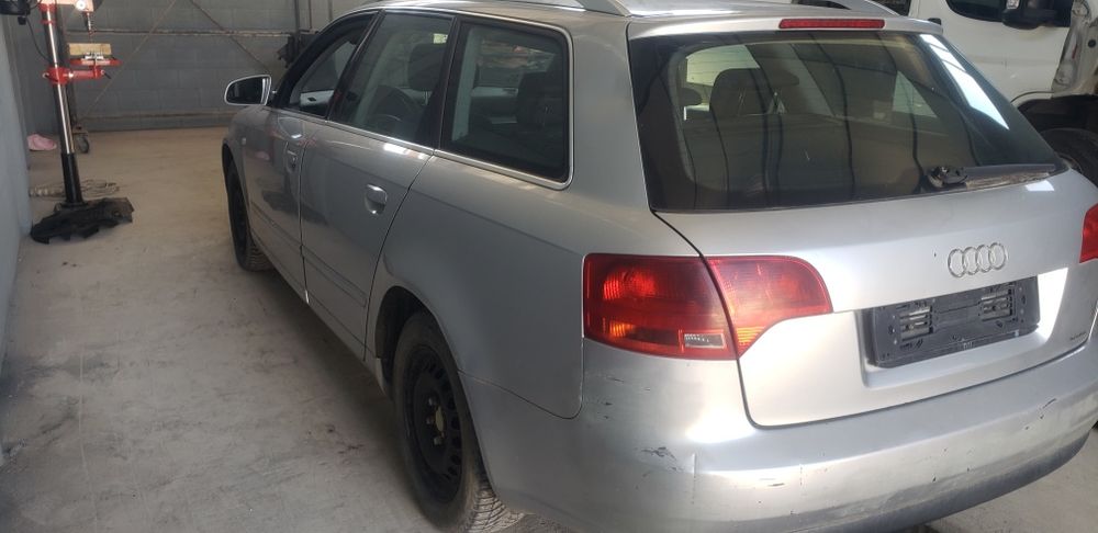 Motor audi a4 1.9 ,cutie viteze manuala, haion,uși laterale