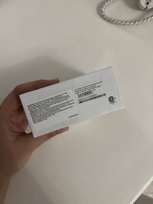 продам эйрподсы