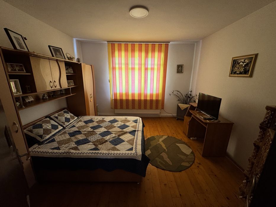 Casă 200 mp P+M cu teren de 2.000 mp – Oraș Pogoanele, jud. Buzău
