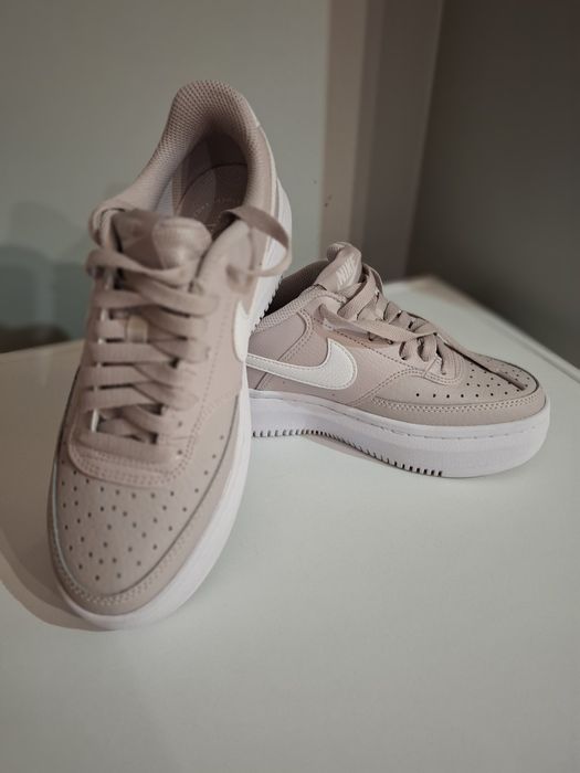 Оригинални маратонки Nike