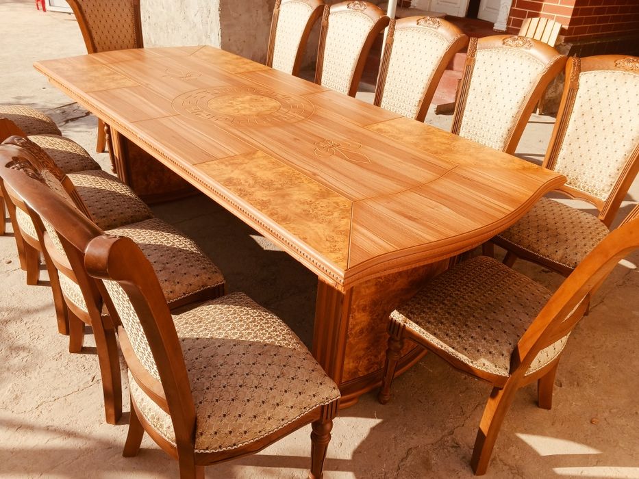 Стол стул фабричный  сотилали