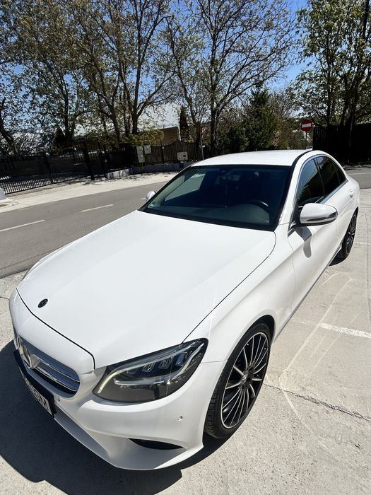 Vand mercedes C class Avantgarde- Primul proprietar