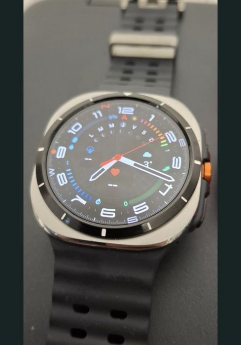 Vand 2 ceasuri Samsung Smart intretinute