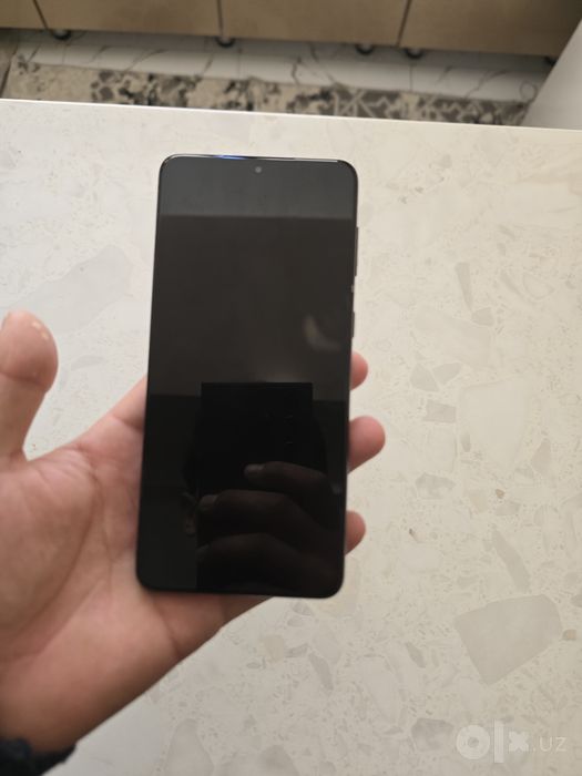 Samsung S21+ 5G qora