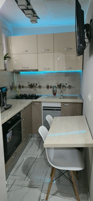Vand apartament 2 camere