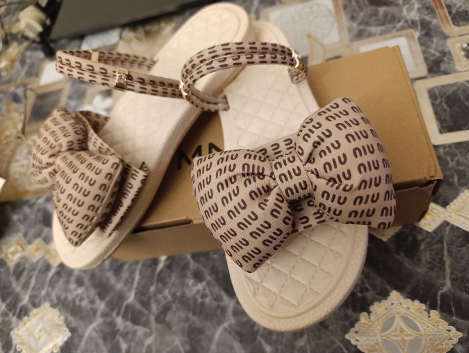 Две пары женских босоножек-шлепок на лето, размер 40-41