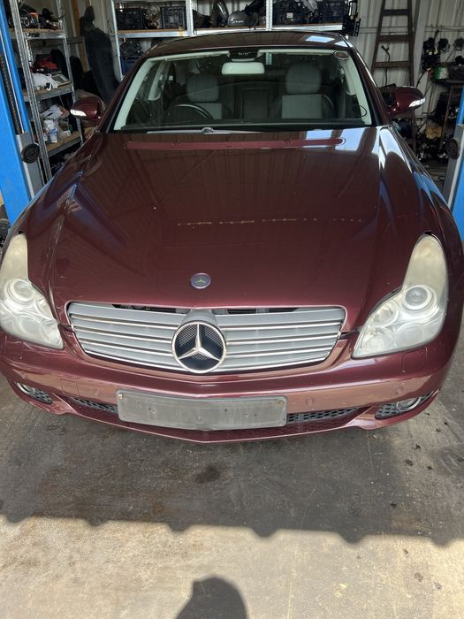 Parte fata completa mercedes cls 219